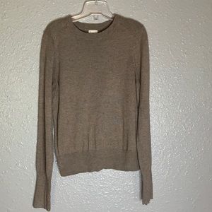 Women’s sweater